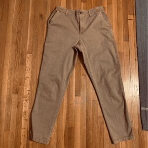Old Navy women’s Khaki Chinos